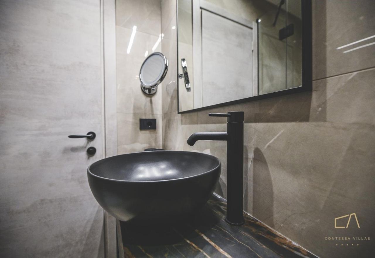Galija Luxury Suites Krk Town Extérieur photo
