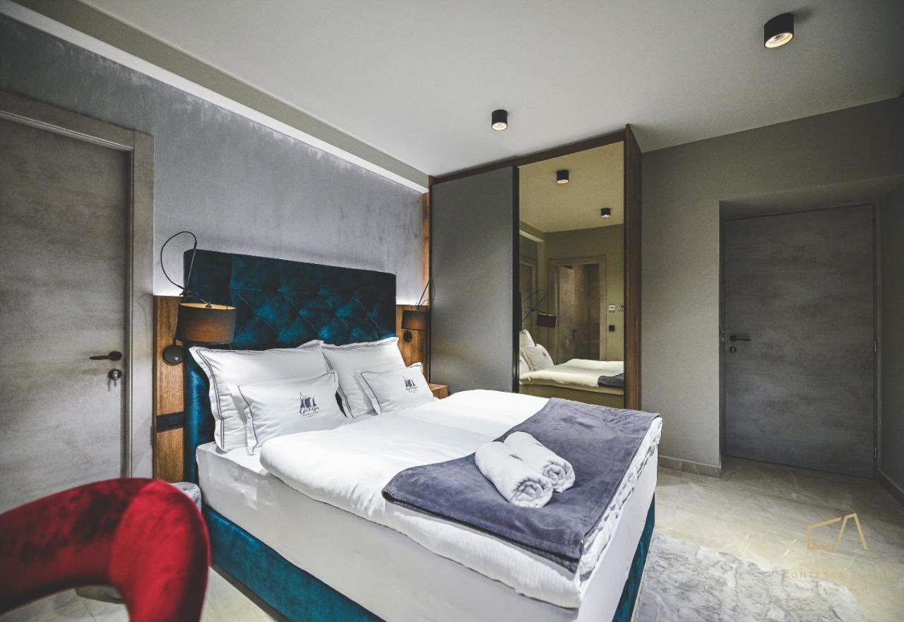 Galija Luxury Suites Krk Town Extérieur photo