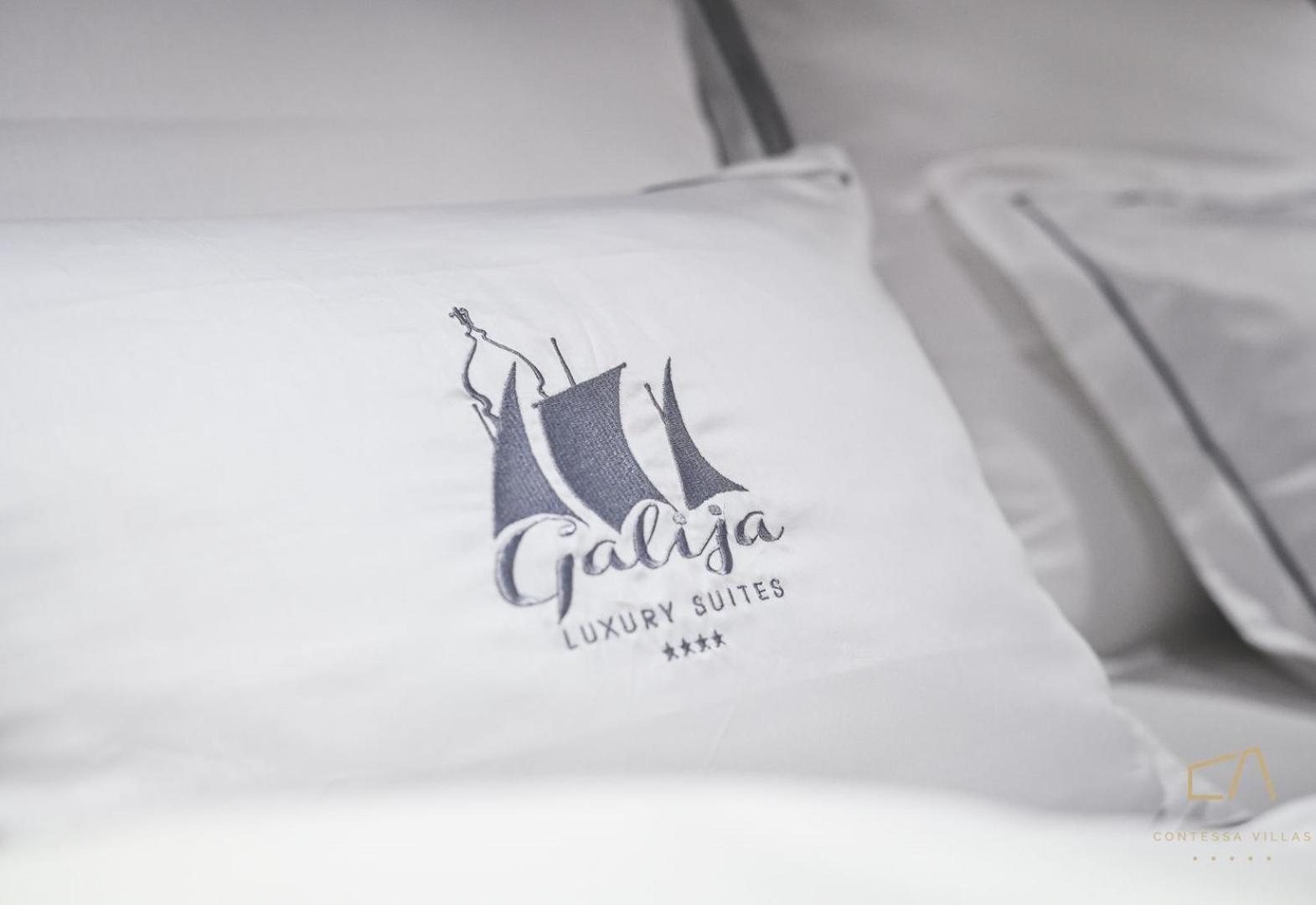 Galija Luxury Suites Krk Town Extérieur photo