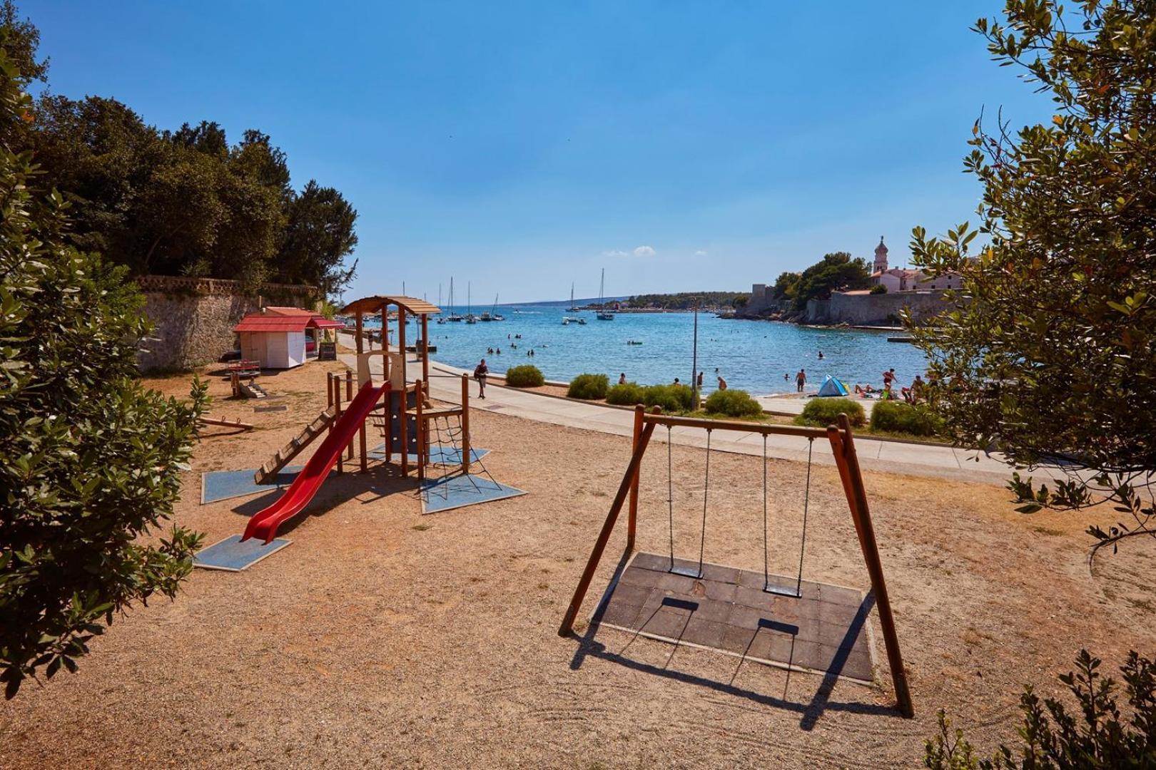 Galija Luxury Suites Krk Town Extérieur photo